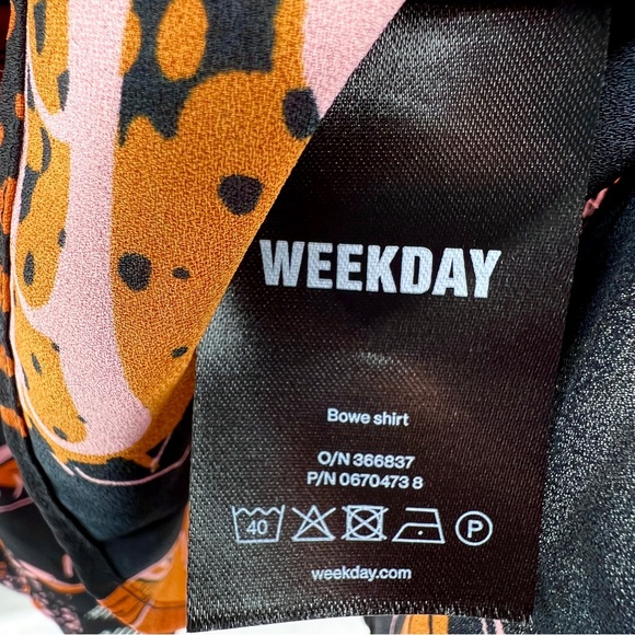 Weekday Sublime Bowe Blouse Small Abstract Print Billowing Sleeve Flowy Colorful - Picture 15 of 16